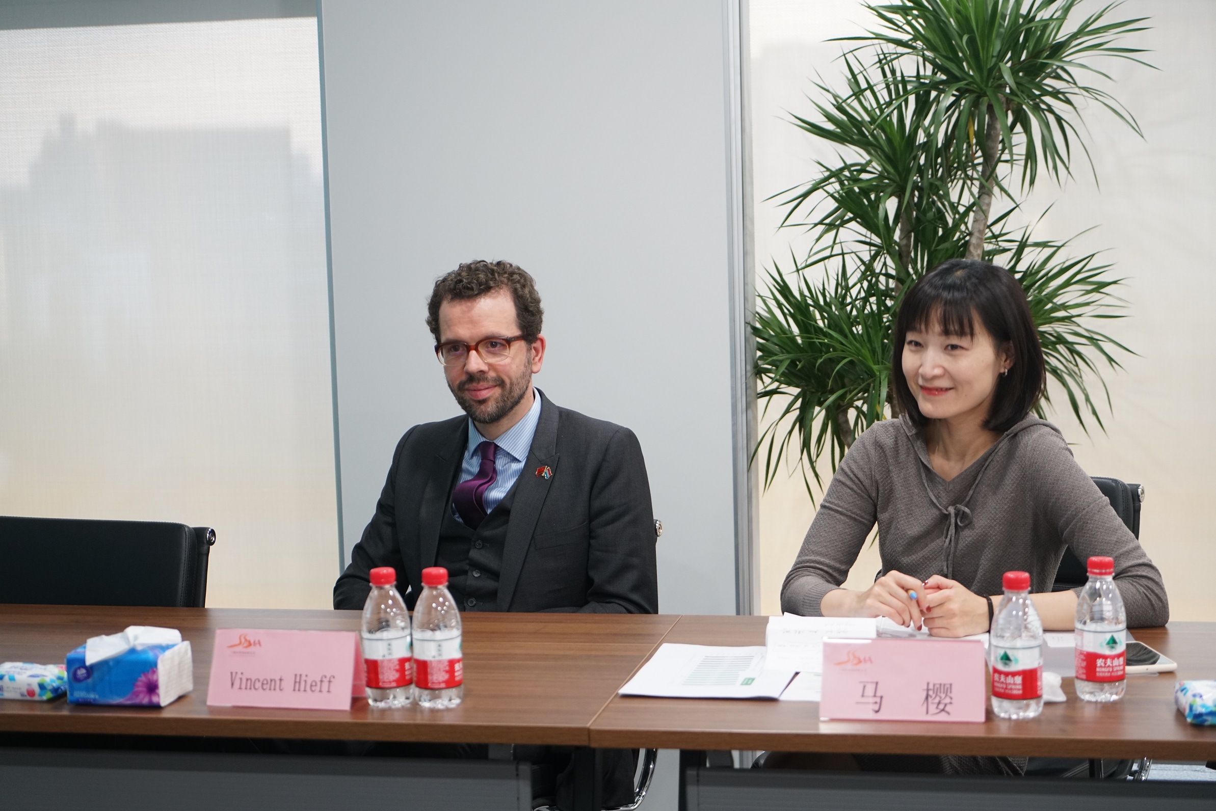 官网.jpg 官网.jpg